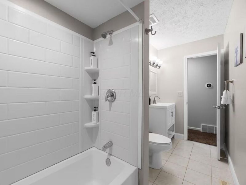 33 Westview Drive, Johnstown, OH 43031 Photo 13