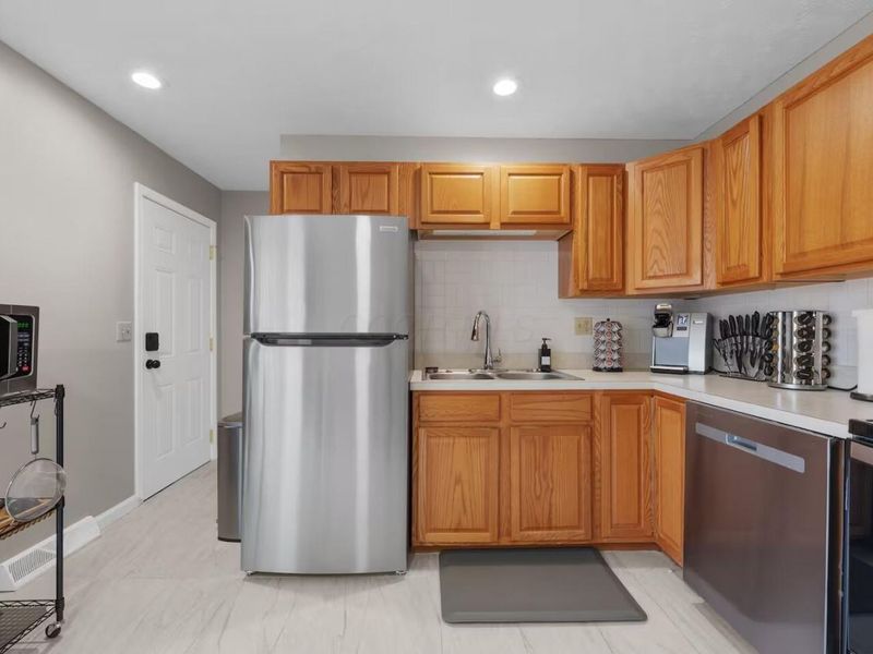 33 Westview Drive, Johnstown, OH 43031 Photo 6