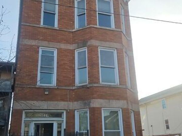 5031 S Hermitage Avenue, Unit 2F, Chicago, IL 60609