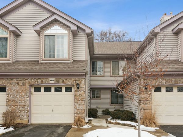 1506 N Saint Marks Place, Palatine, IL 60067