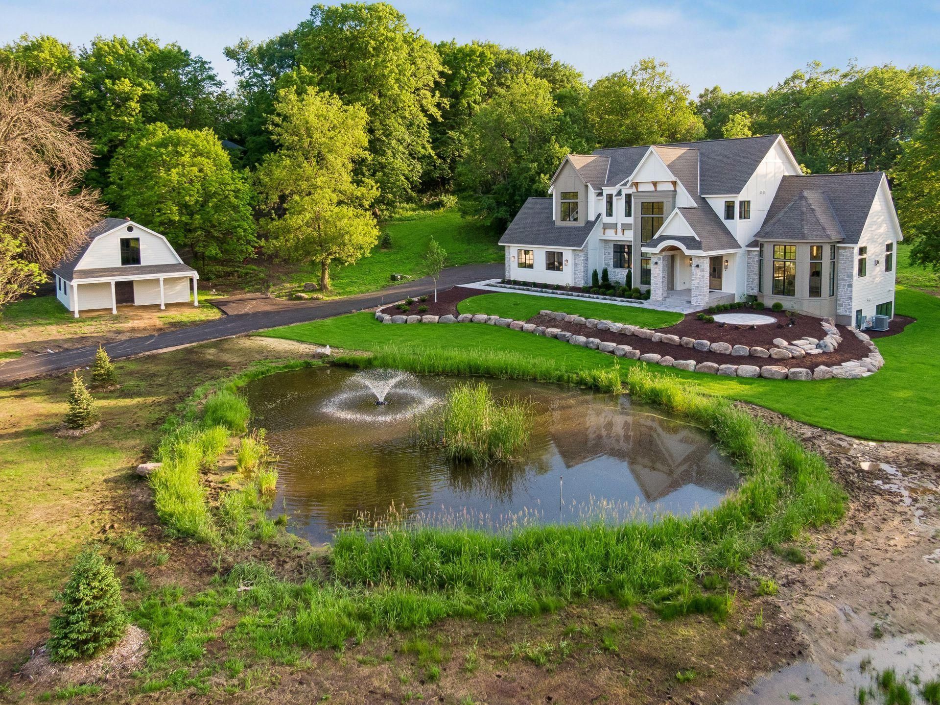 285 North Shore Dr, Minnetrista, MN 55364