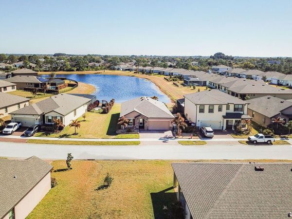 6560 Canterbridge Drive, Vero Beach, FL 32967