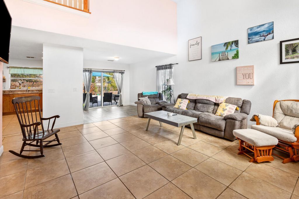 677 NW Marion Avenue, Port Saint Lucie, FL 34983 Photo