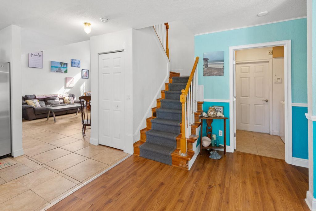 677 NW Marion Avenue, Port Saint Lucie, FL 34983 Photo