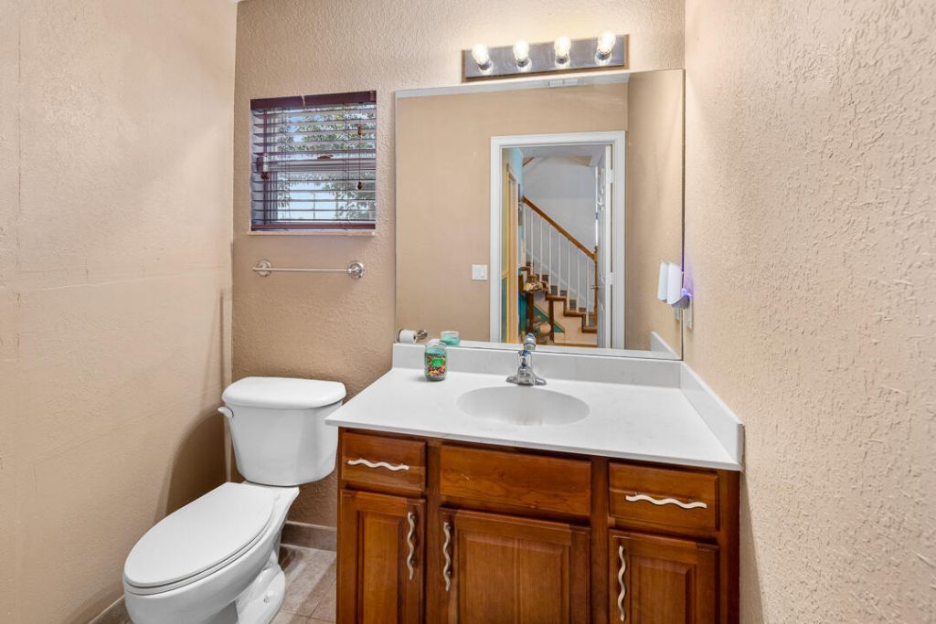 677 NW Marion Avenue, Port Saint Lucie, FL 34983 Photo