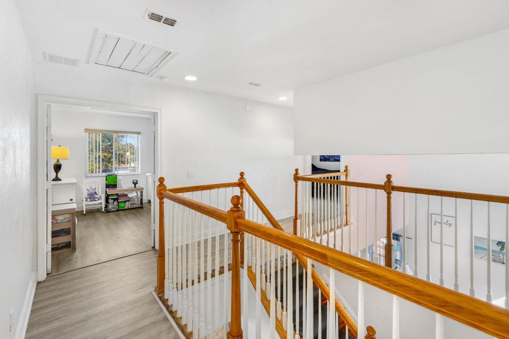 677 NW Marion Avenue, Port Saint Lucie, FL 34983 Photo