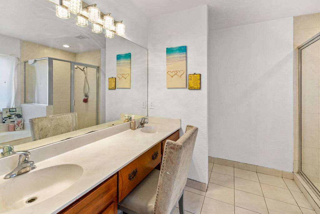 677 NW Marion Avenue, Port Saint Lucie, FL 34983 Photo