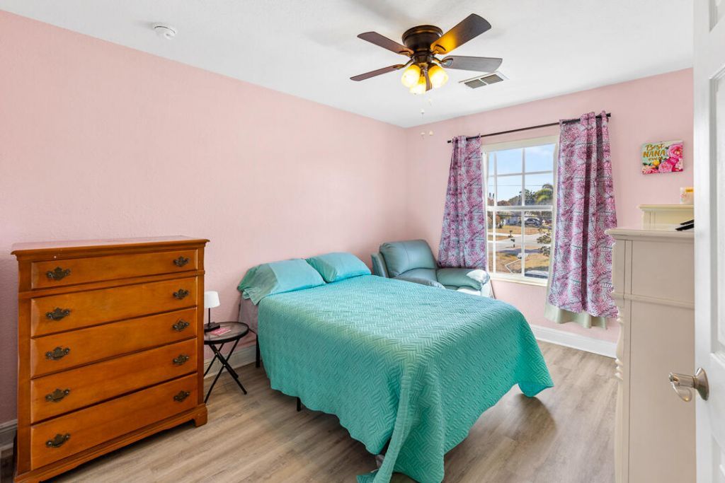 677 NW Marion Avenue, Port Saint Lucie, FL 34983 Photo