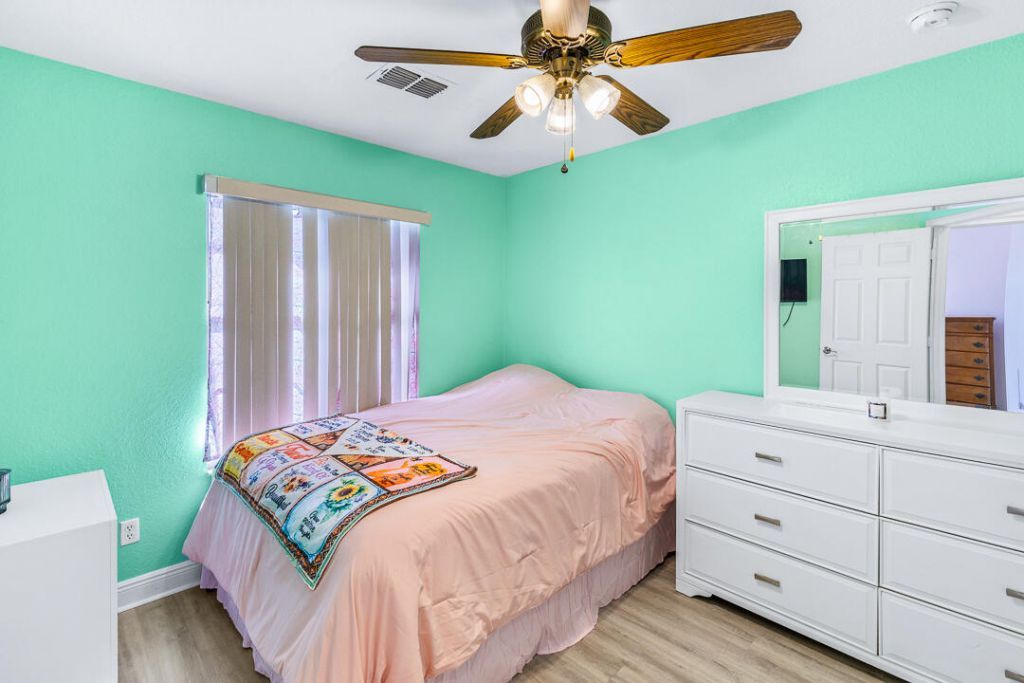 677 NW Marion Avenue, Port Saint Lucie, FL 34983 Photo