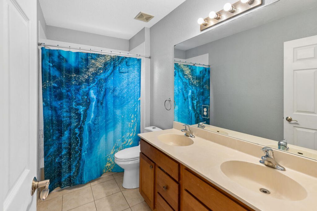 677 NW Marion Avenue, Port Saint Lucie, FL 34983 Photo