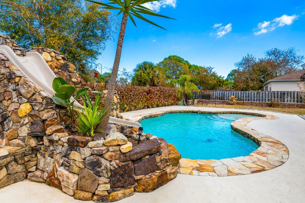 677 NW Marion Avenue, Port Saint Lucie, FL 34983 Photo