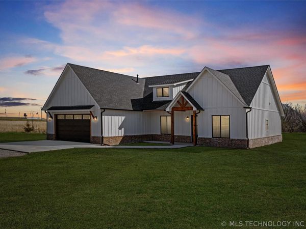 145 S 427 Road , Pryor, OK 74361