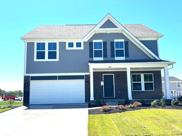 8237 Sycamore Hollow Drive, Pickerington, OH 43147