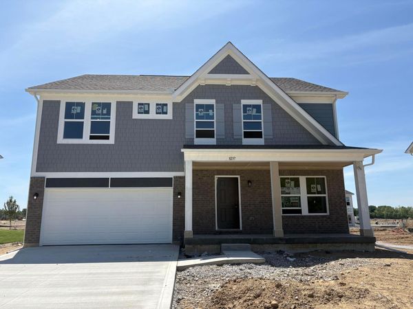 8237 Sycamore Hollow Drive, Pickerington, OH 43147
