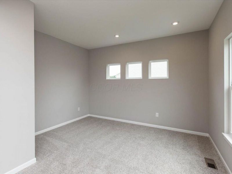 8237 Sycamore Hollow Drive, Pickerington, OH 43147 Photo 15