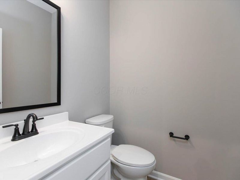 8237 Sycamore Hollow Drive, Pickerington, OH 43147 Photo 18