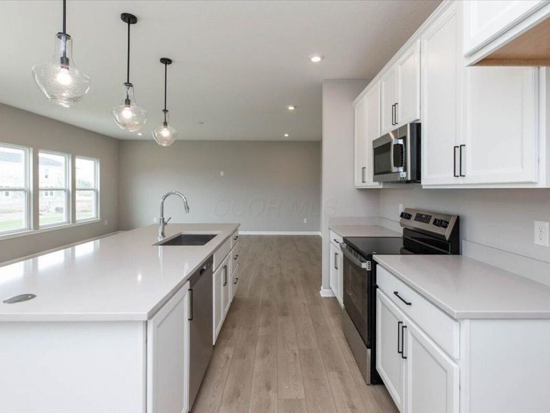 8237 Sycamore Hollow Drive, Pickerington, OH 43147 Photo 8
