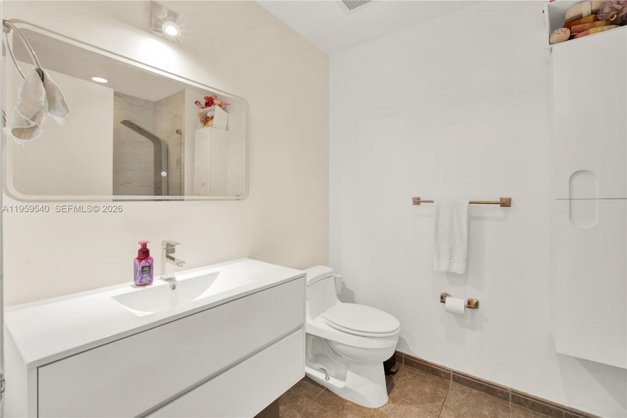 3449 NE 1st Ave, Unit 110, Miami, FL 33137 Photo