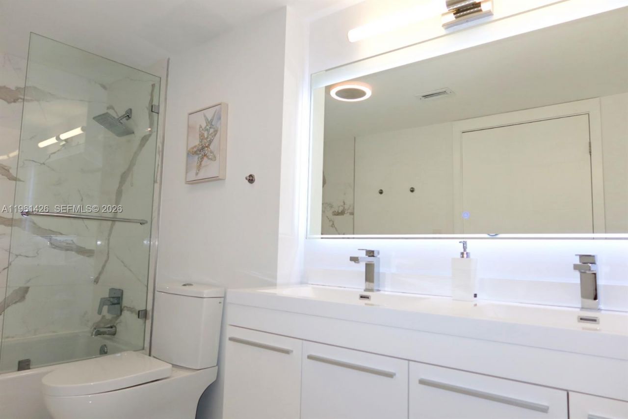 20301 W Country Club Dr , Unit 1422, Aventura, FL 33180 Photo