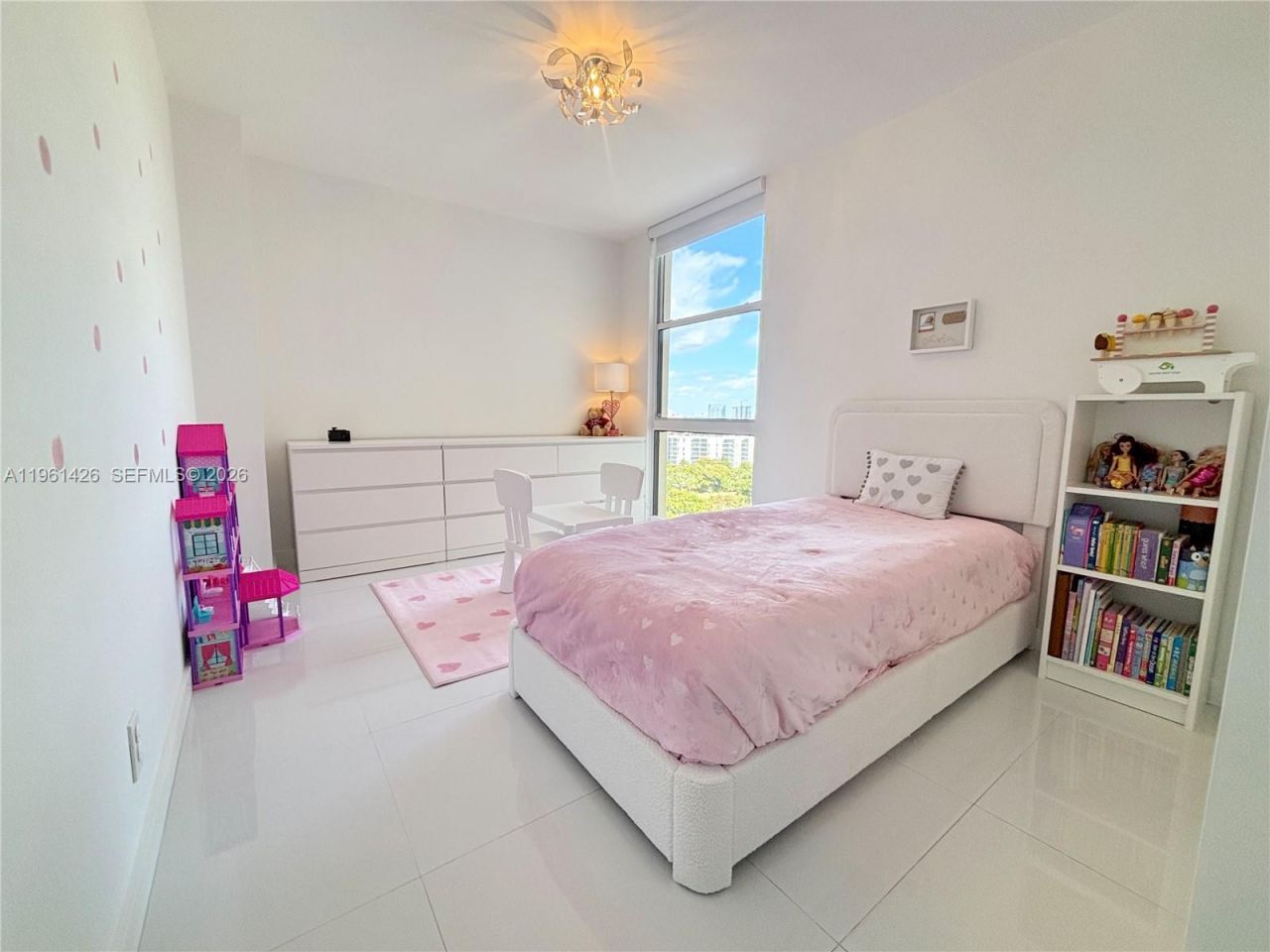 20301 W Country Club Dr , Unit 1422, Aventura, FL 33180 Photo