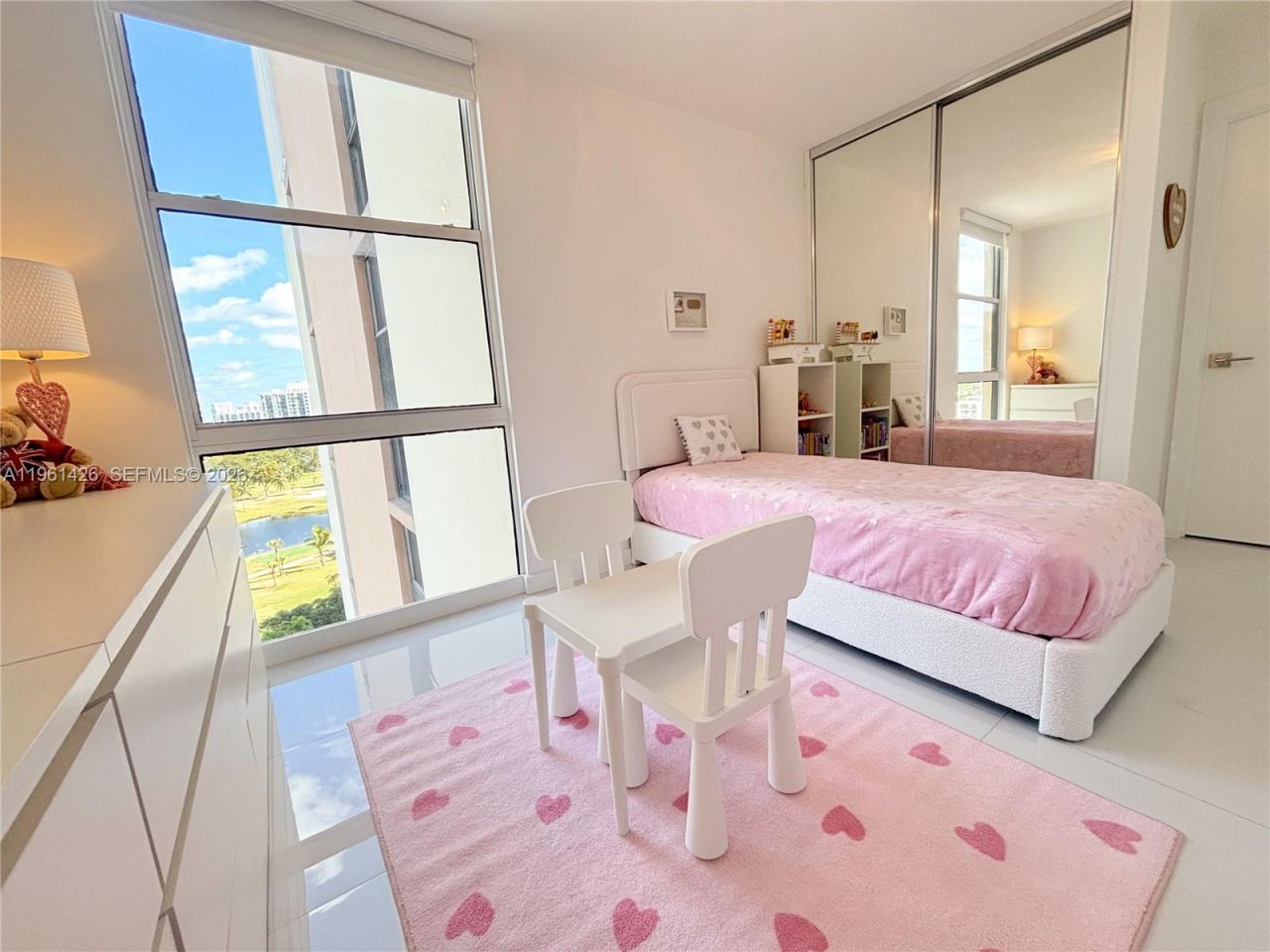 20301 W Country Club Dr , Unit 1422, Aventura, FL 33180 Photo