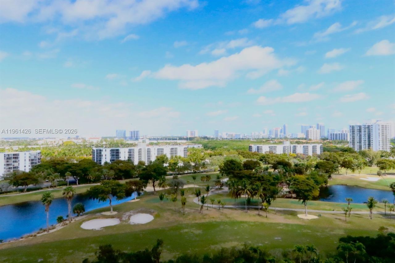 20301 W Country Club Dr , Unit 1422, Aventura, FL 33180 Photo