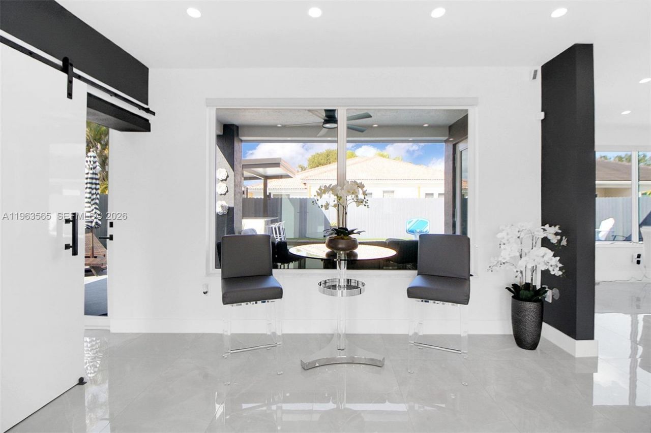 15967 SW 141st St , Miami, FL 33196 Photo