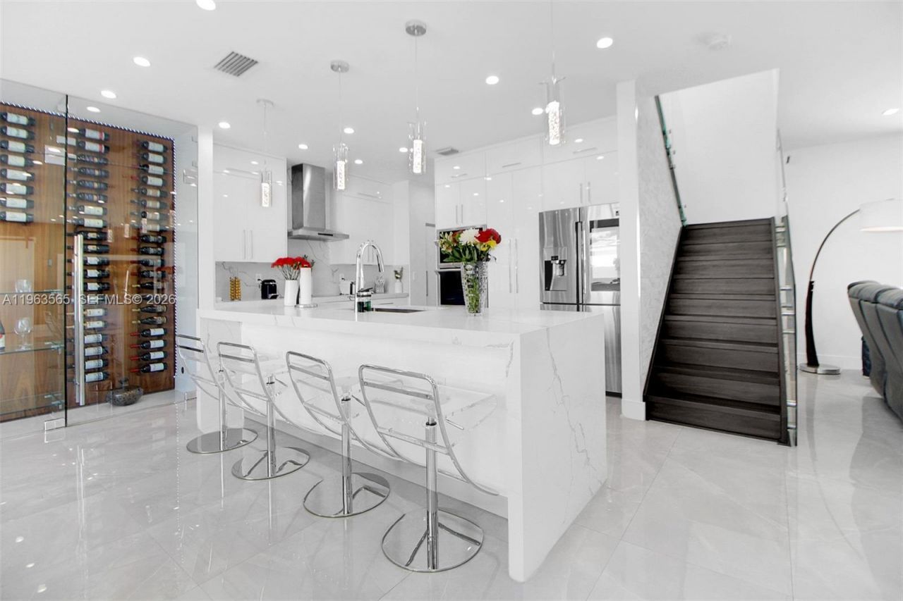 15967 SW 141st St , Miami, FL 33196 Photo