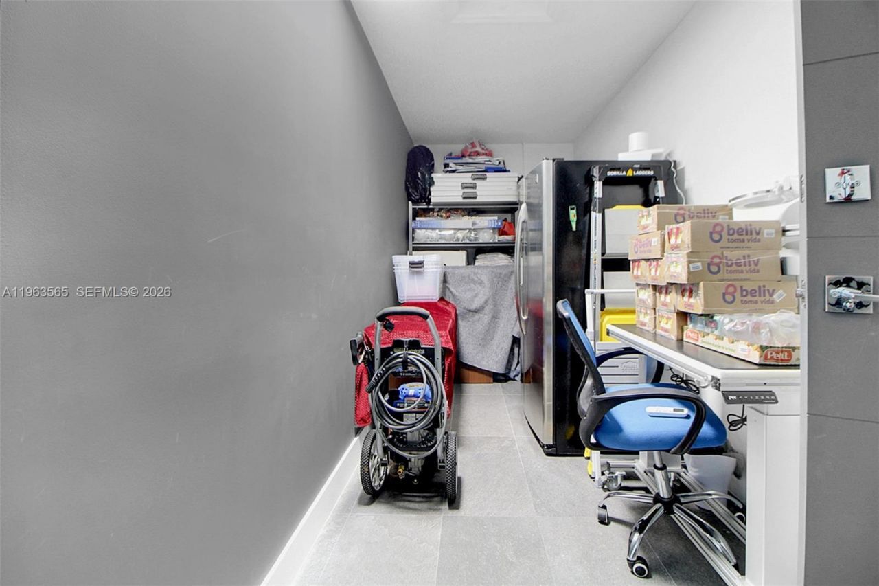 15967 SW 141st St , Miami, FL 33196 Photo