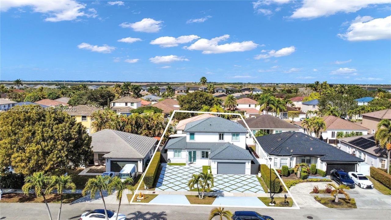 15967 SW 141st St , Miami, FL 33196 Photo