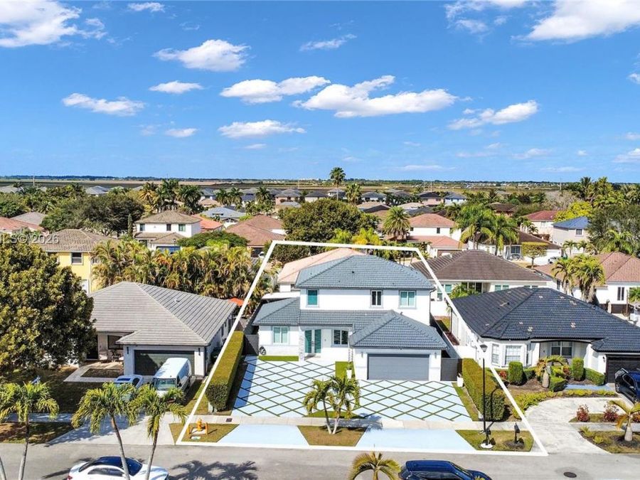 Property Image 6