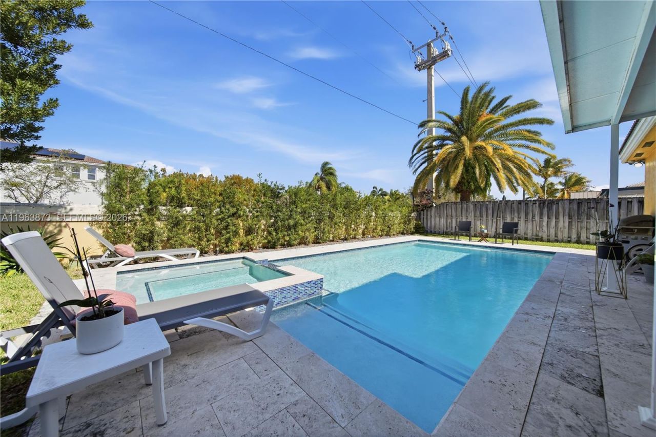 9071 SW 208th Ter, Cutler Bay, FL 33189 Photo