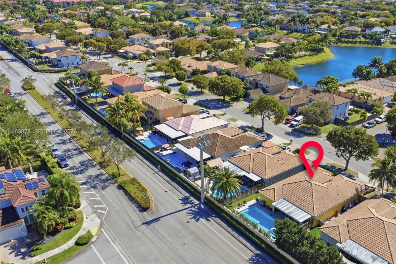 9071 SW 208th Ter, Cutler Bay, FL 33189 Photo