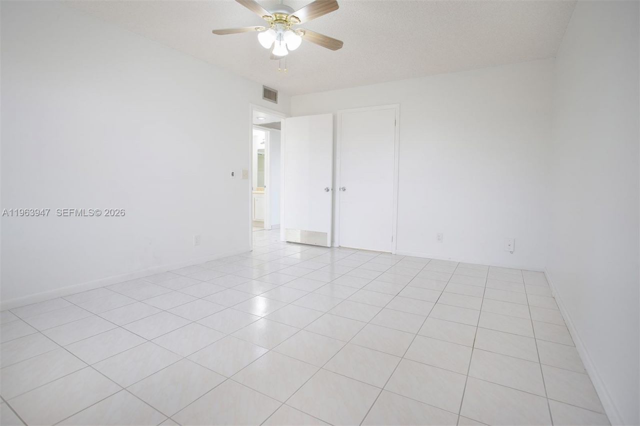 1301 SW 135th Ter , Unit 413J, Pembroke Pines, FL 33027 Photo