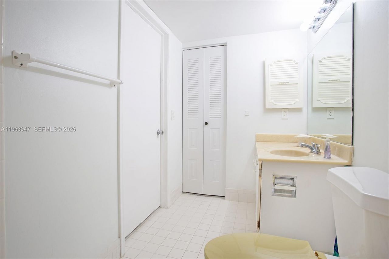 1301 SW 135th Ter , Unit 413J, Pembroke Pines, FL 33027 Photo