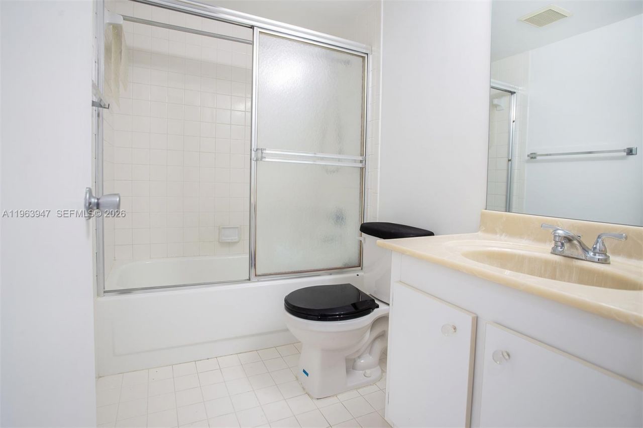 1301 SW 135th Ter , Unit 413J, Pembroke Pines, FL 33027 Photo