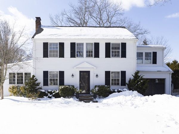 5 Wilde Rd, Wellesley, MA 02481