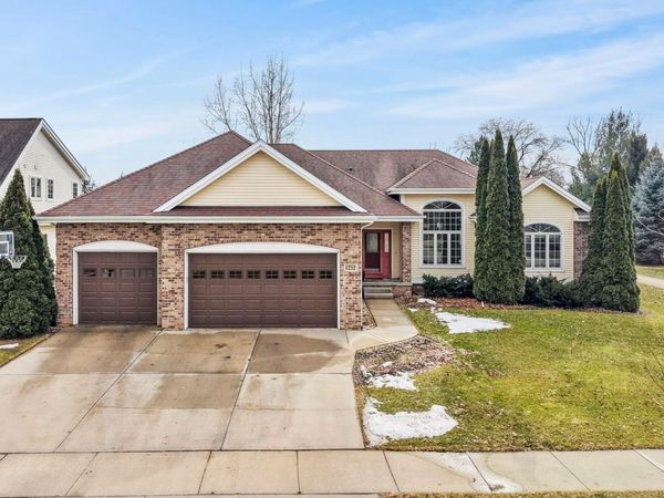 1232 Dartmouth Drive, Waunakee, WI 53597