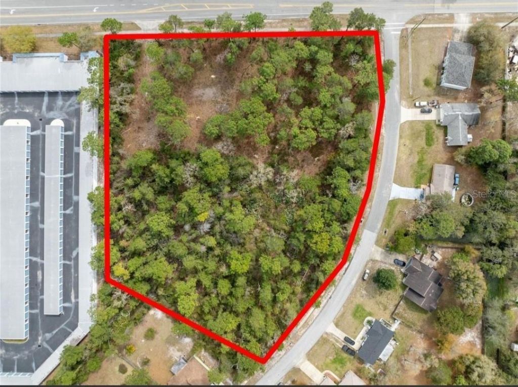 1370 Courtland Blvd, Deltona, FL 32738 Photo