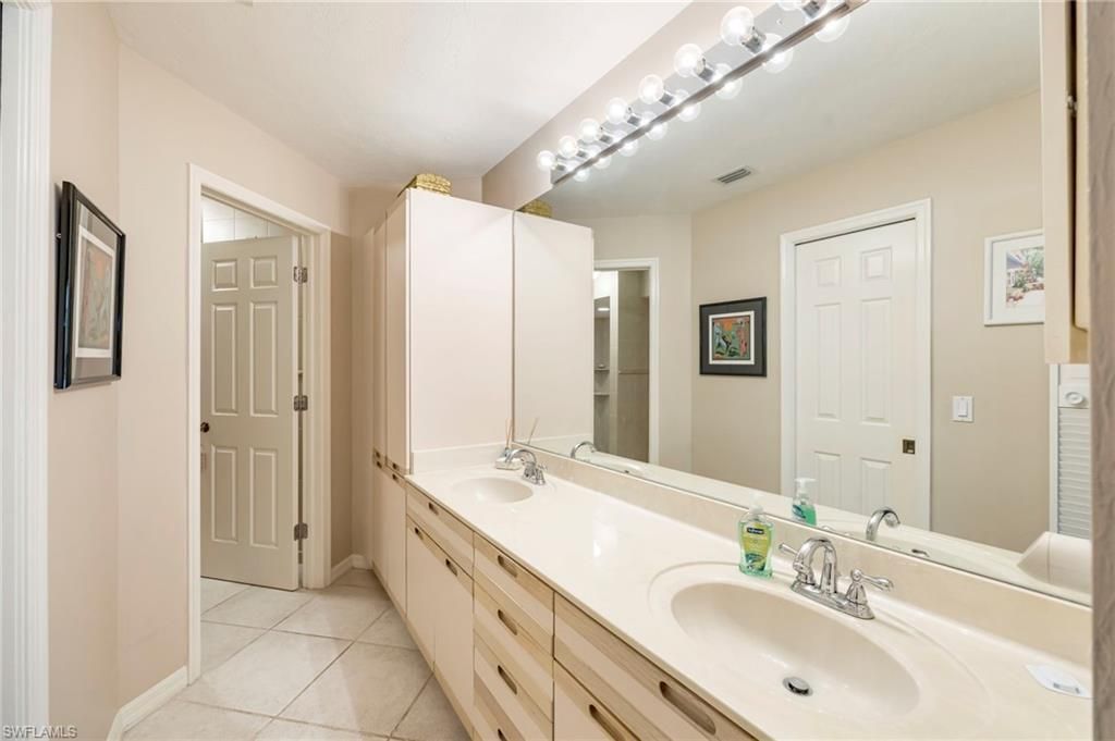 105 Cypress View Dr, Unit 105, Naples, FL 34113 Photo