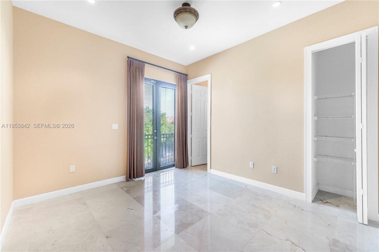 7880 SW 195th Ter, Cutler Bay, FL 33157 Photo