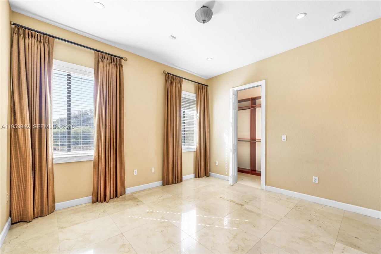 7880 SW 195th Ter, Cutler Bay, FL 33157 Photo