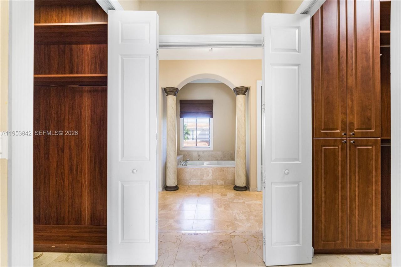 7880 SW 195th Ter, Cutler Bay, FL 33157 Photo