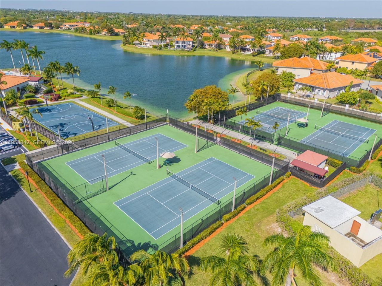 7880 SW 195th Ter, Cutler Bay, FL 33157 Photo