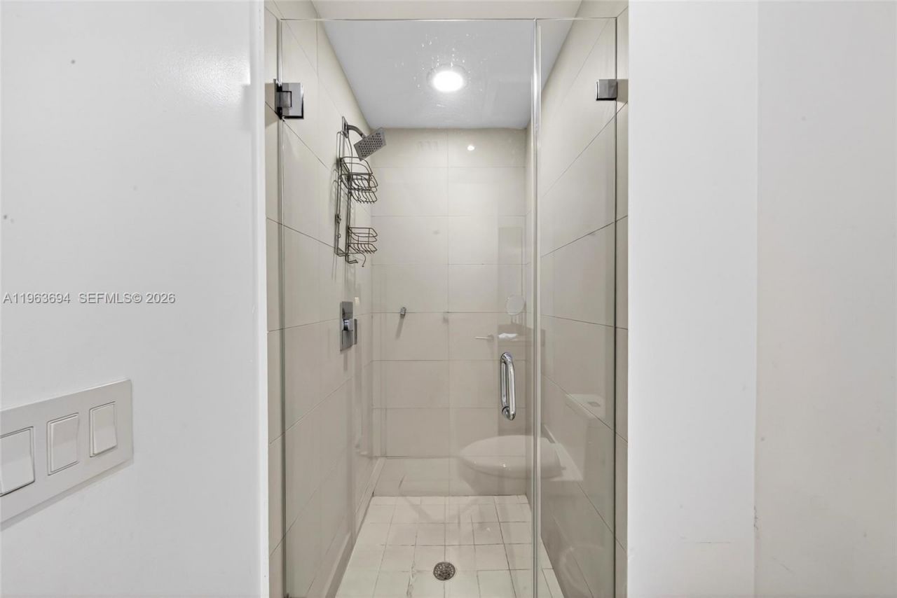 4111 S Ocean Dr, Unit 3703, Hollywood, FL 33019 Photo