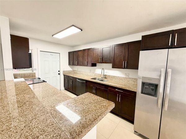 1540 SW 5th Pl, Unit 2A, Fort Lauderdale, FL 33312