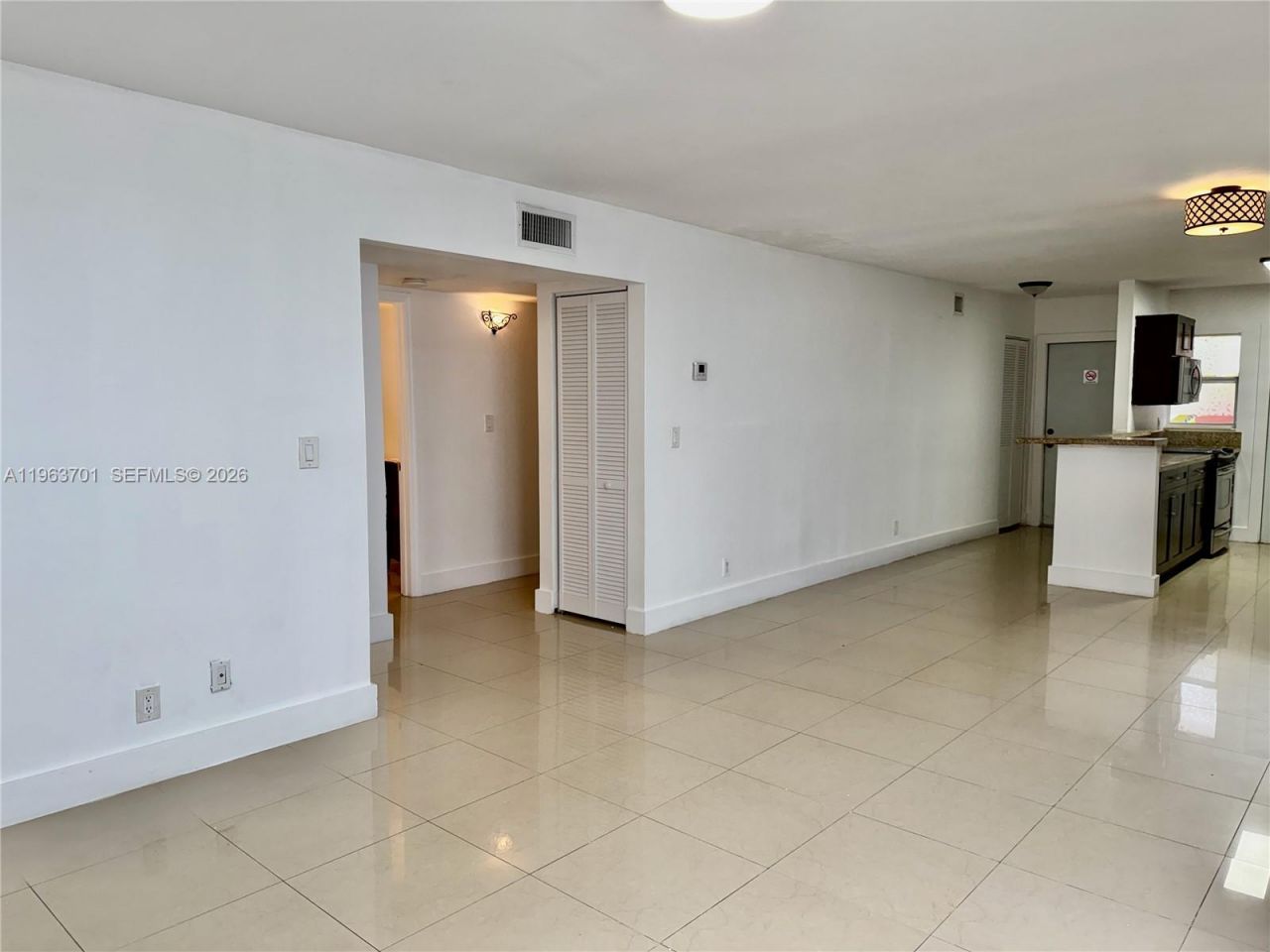 1540 SW 5th Pl, Unit 2A, Fort Lauderdale, FL 33312 Photo