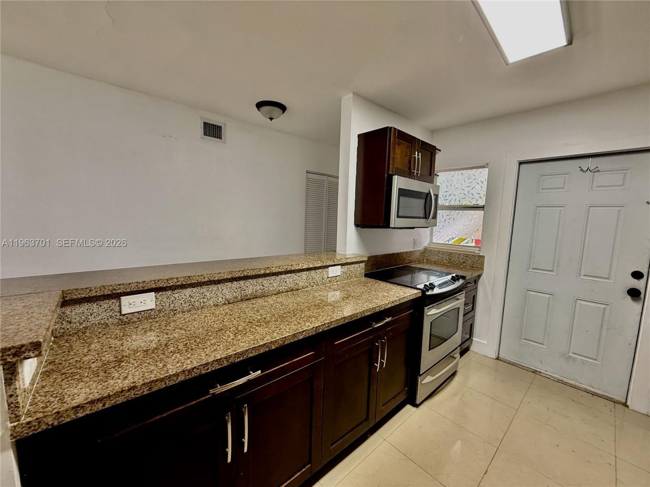 1540 SW 5th Pl, Unit 2A, Fort Lauderdale, FL 33312 Photo