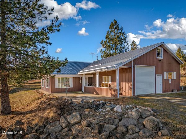 693 Pokey Creek Rd, Santa, ID 83866