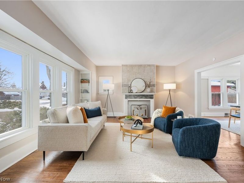 165 Oak Knoll Avenue NE, Warren, OH 44483 Photo 2